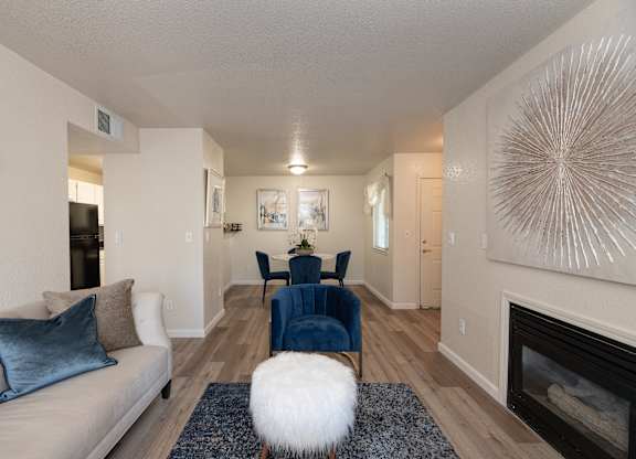 Model Silverleaf II living room and dining room at Autumn Oaks Apartments, Roseville, CA