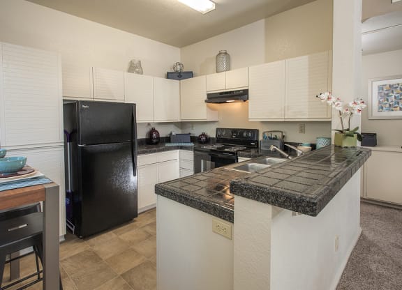 Model Kitchen at Autumn Oaks Apartments, Roseville, CA
