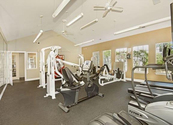 fitness center and equipment side view  at Clackamas Trails Apartments, OR 97222