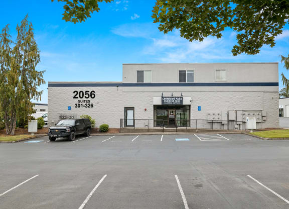 Cornelius Pass Business Park leasing office exterior