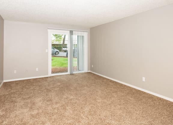 Cornell Woods vacant 2x1 living room slider door, Portland, OR, 97229