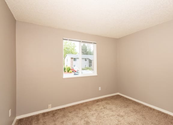 Cornell Woods vacant 2x1 second bedroom, Portland, OR, 97229