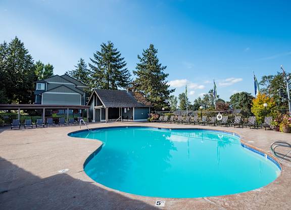 Pool & Lounge Chairs at Crown Court Apartments, OR 90715