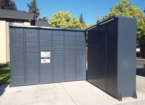 24 Hour Package Lockers at Delta Pointe Apartments, CA 95833