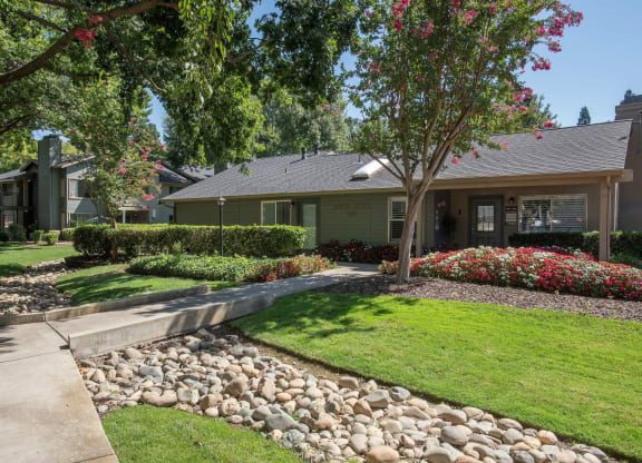 clubhouse exterior at Delta Pointe Apartments, Sacramento, 95833