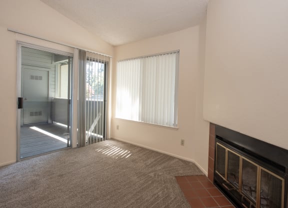 vacant fireplace and deck at Delta Pointe Apartments, Sacramento, California 95833