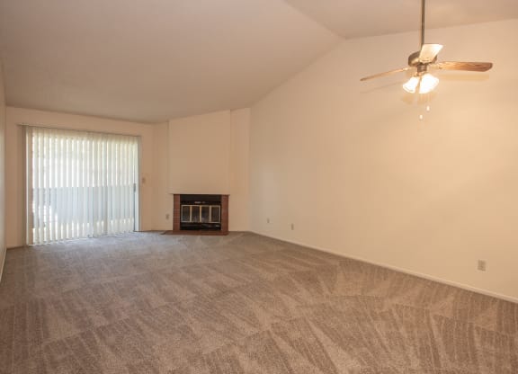 vacant living room and dining room at Delta Pointe Apartments, California, 95833