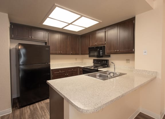 3x2 vacant kitchen at Delta Pointe Apartments, CA 95833