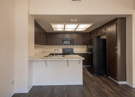 kitchen bar at Delta Pointe Apartments, Sacramento, 95833
