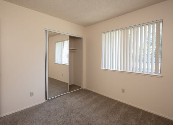 vacant second bedroom at Delta Pointe Apartments, California