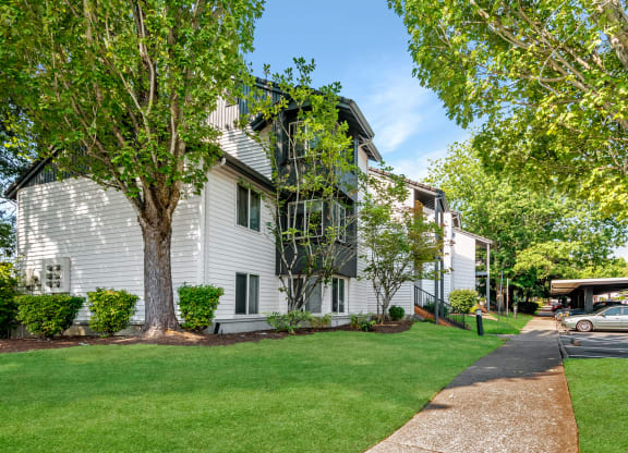 Elmonica Court building exterior and walking path, Beaverton, OR , 97006
