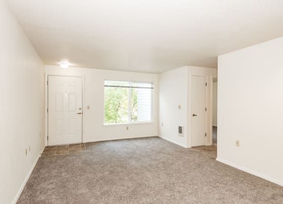 Elmonica Court vacant 2x1 entry, Beaverton, OR , 97006