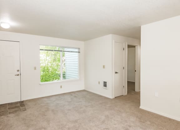 Elmonica Court vacant 2x1 living room, Beaverton, OR , 97006