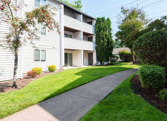 Elmonica Court building exterior decks and patios, Beaverton, OR , 97006