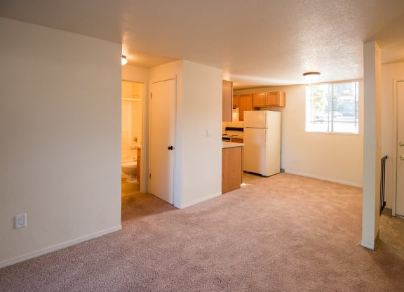 Garden Glen Vacant Apartment Living Room