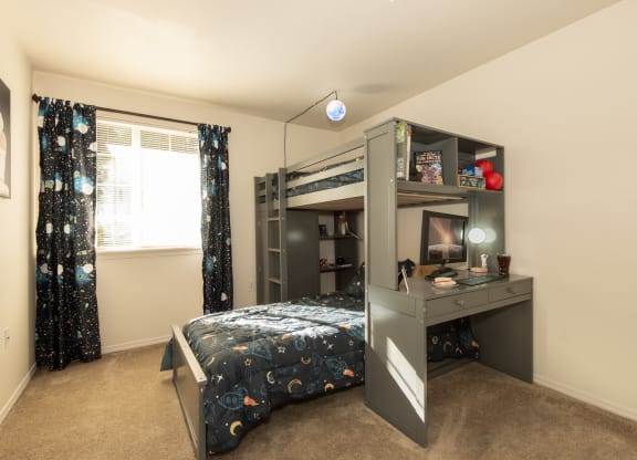 Hathaway Court model second bedroom at Hathaway Court Apartments, Oregon
