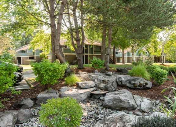 Kings Court 97006 building exterior river bed landscaping