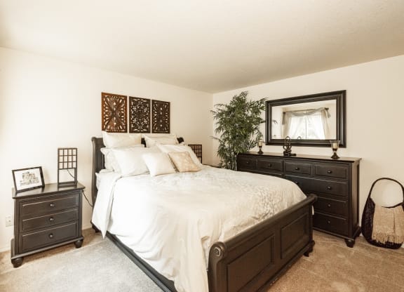 Kings Court Beaverton OR model primary bedroom entry view