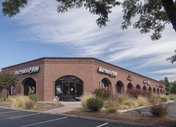 Olson Plaza Mattress Firm Store Front