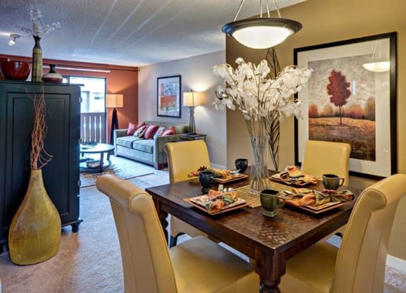 Pembrooke, Kent, Model Apartment Dining Room