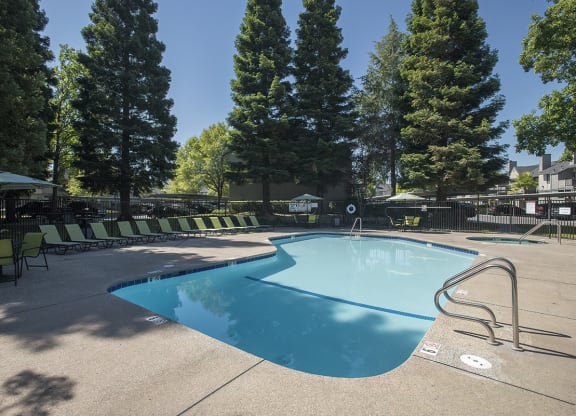 Pepperwood Pool & Sundeck