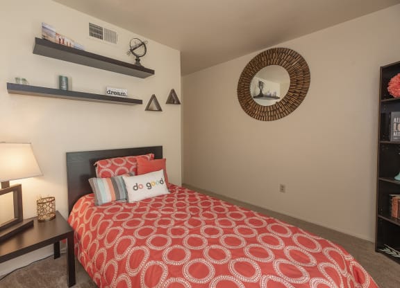 Pheasant Pointe Model Second Bedroom