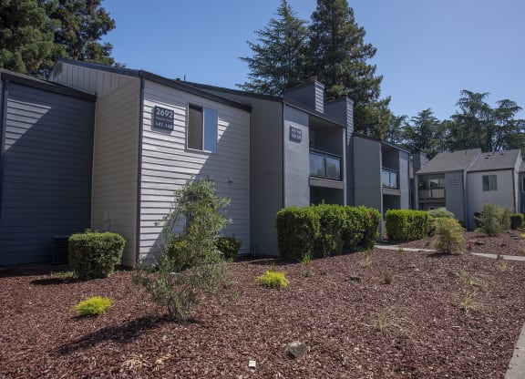 Pheasant Pointe Remodeled Building Exterior