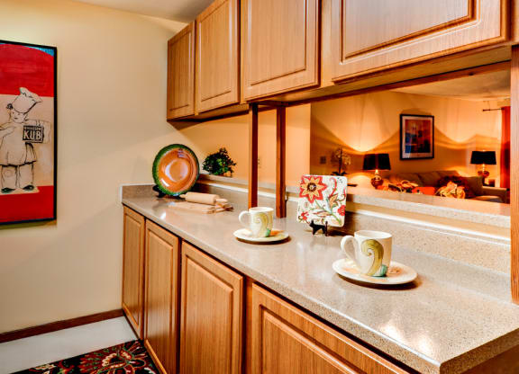 Kitchen & Bar at Riverwood Apartments, Washington