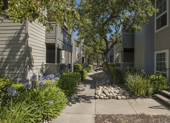 Rocklin Gold Building Exterior & Walking Path