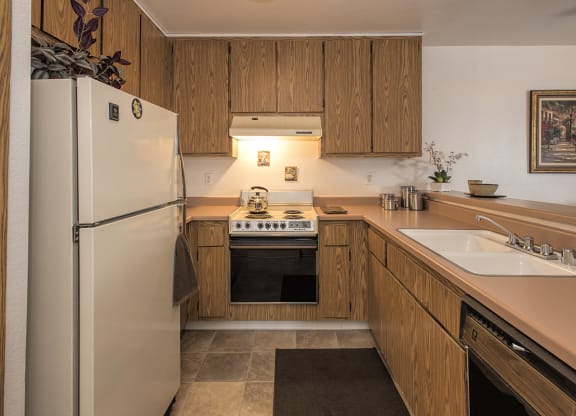 Sierra Glen Model Classic Kitchen