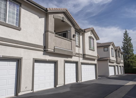 Stoneridge Attached Garages