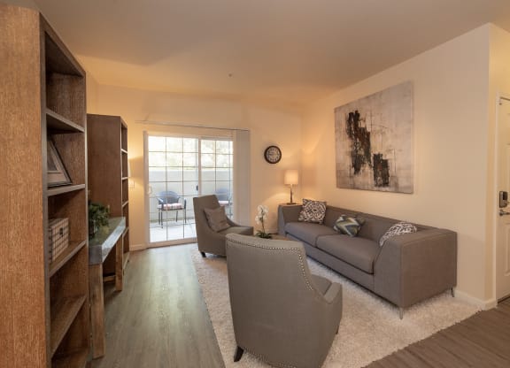 Stoneridge model 1 living room and entry