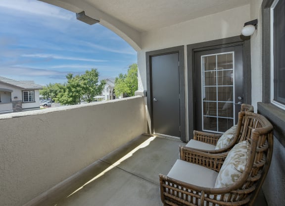 Stoneridge model 2 deck and furniture