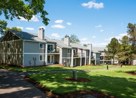 Building Exterior Greenspace at Todd Village Apartments, Tualatin, OR