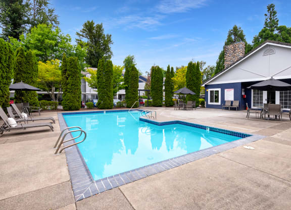 Pool View at Valley River Court, Eugene Oregon