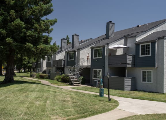 building exterior paths at Woodbridge Apartments, Sacramento, CA