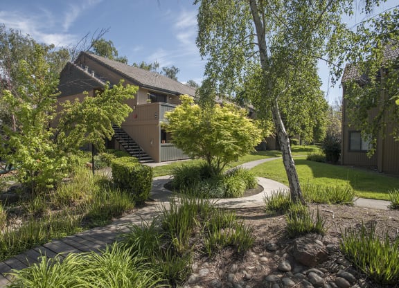 Community Walking Path at Zinfandel Village Apartments, CA 95670