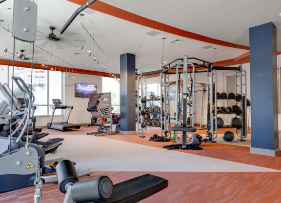 Metropolitan gym with machines