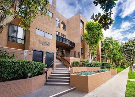 Welcome Sign at Burbank Gardens Apartments, Sherman Oaks, 91411