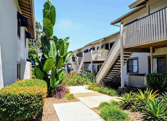 Courtyard Walking Path at La Jolla Canyon Apartments, San Diego, CA 92121