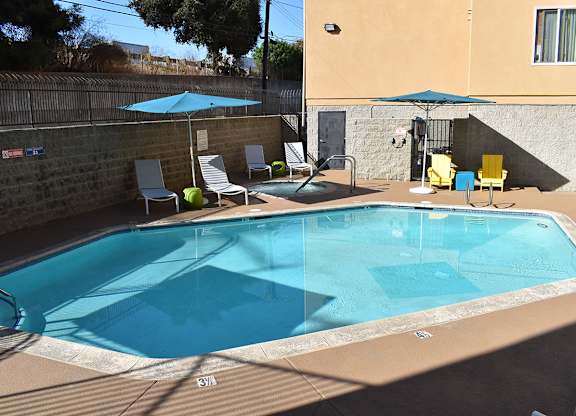 Small Pool at Encino Palms Apartments, Encino, California