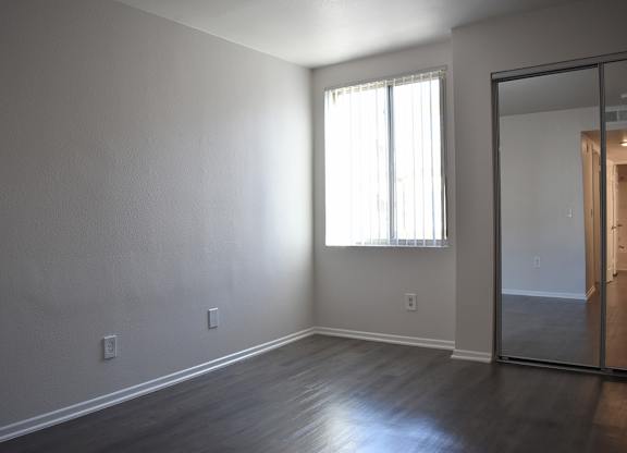 A Room with Wooden Floor at Encino Palms Apartments, Encino, 91316