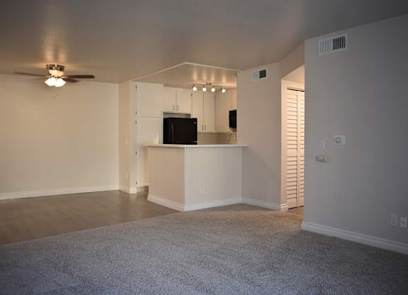 A Room with Ceiling Fan at Encino Palms Apartments, Encino, CA, 91316