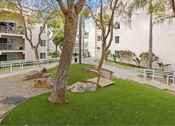 Lush Green Lawn at La Regencia Apartments, California