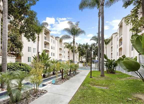Walking Path at La Regencia Apartments, California, 92122