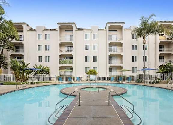 Outdoor Swimming Pool at La Regencia Apartments, San Diego, 92122