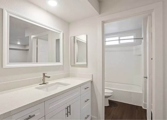 White Bathroom at La Regencia Apartments, California, 92122