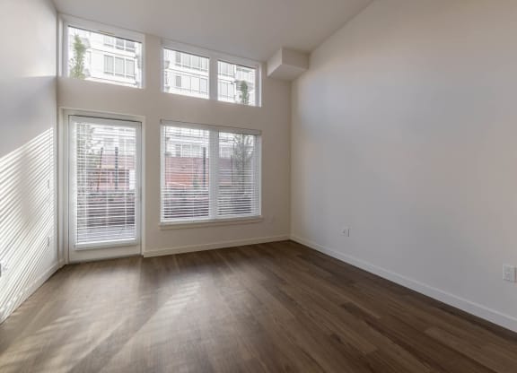 Vacant Bedroom Space at Marina Square, Bremerton