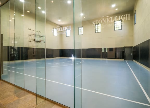 indoor sports court at Stoneleigh on Spring Creek apartments