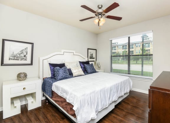 Soho Parkway apartments bedroom with ceiling fan